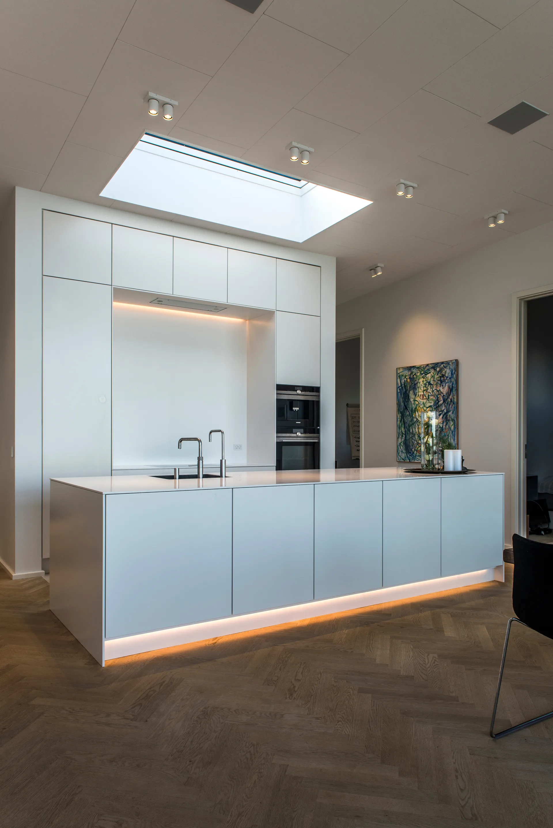 Focus 2 Wand- und Deckenleuchte switch tune, White Light-Point