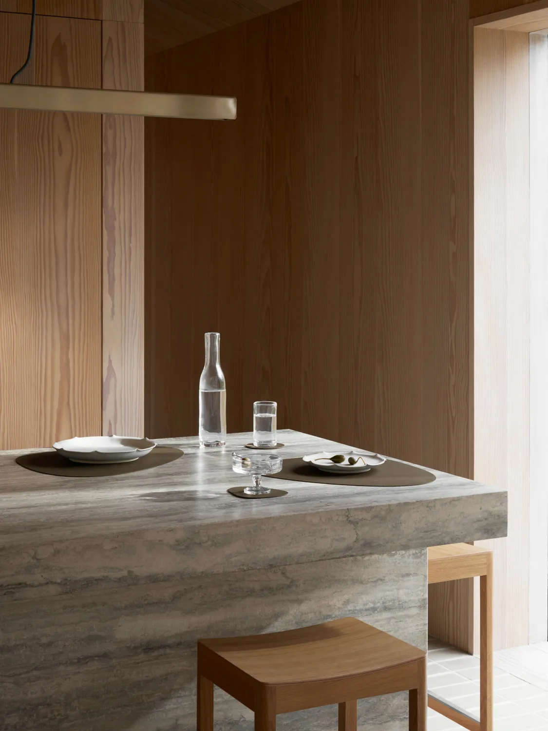 Corduroy Tischset curve L, Caviar LIND DNA