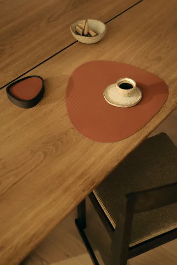 Corduroy Tischset curve L - Rust - LIND DNA