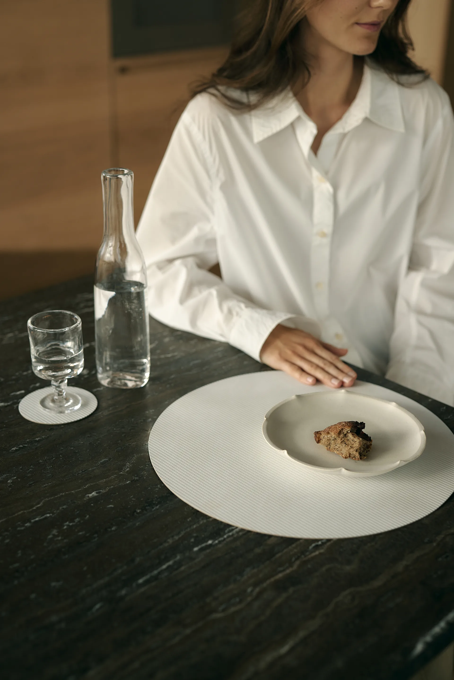 Corduroy Tischset, Pure white, circle, L LIND DNA