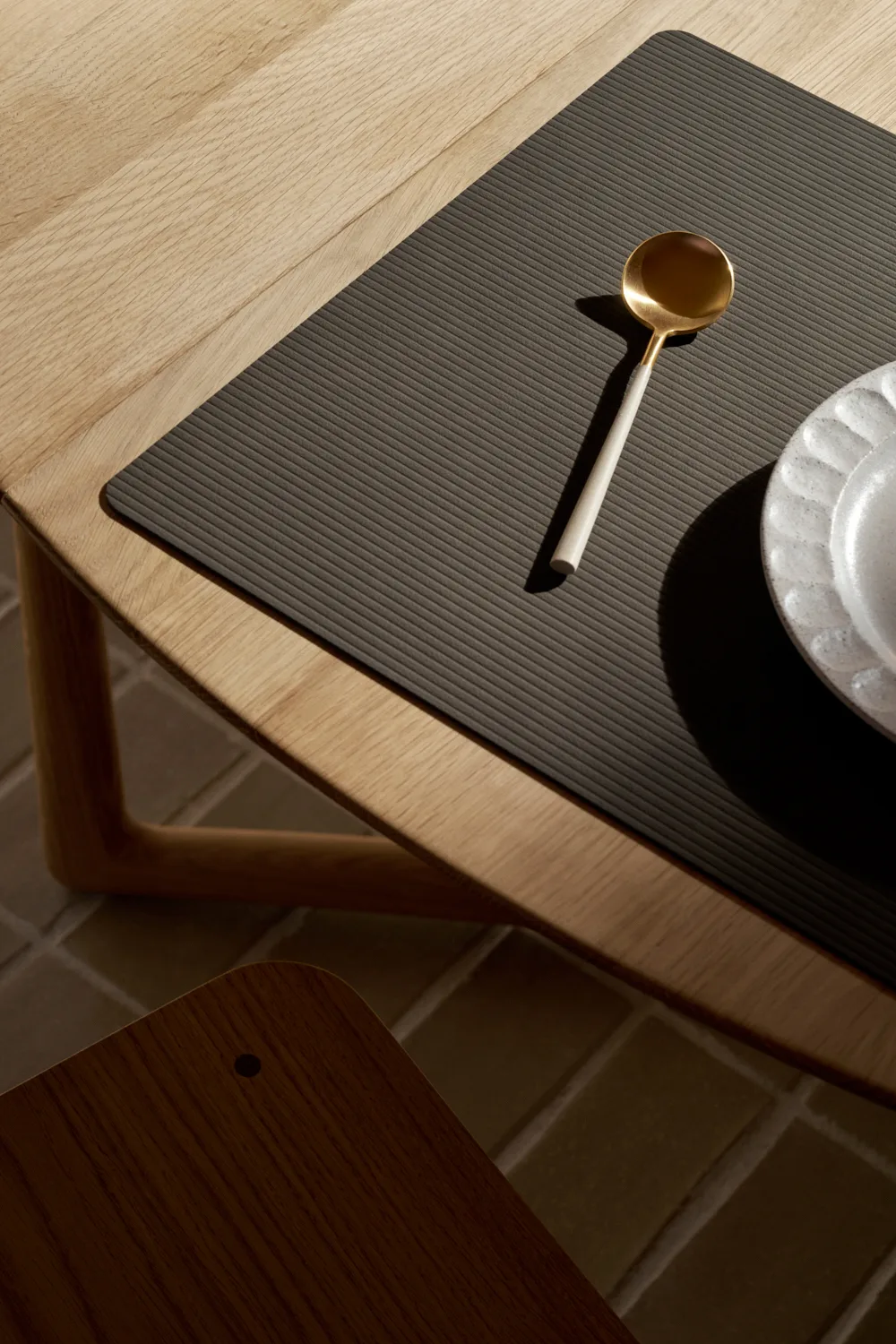 Corduroy Tischset square L, Caviar LIND DNA