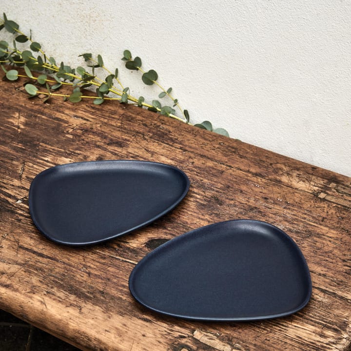 Curve Stoneware Lunch-Teller 2er Pack, Marinblau LIND DNA