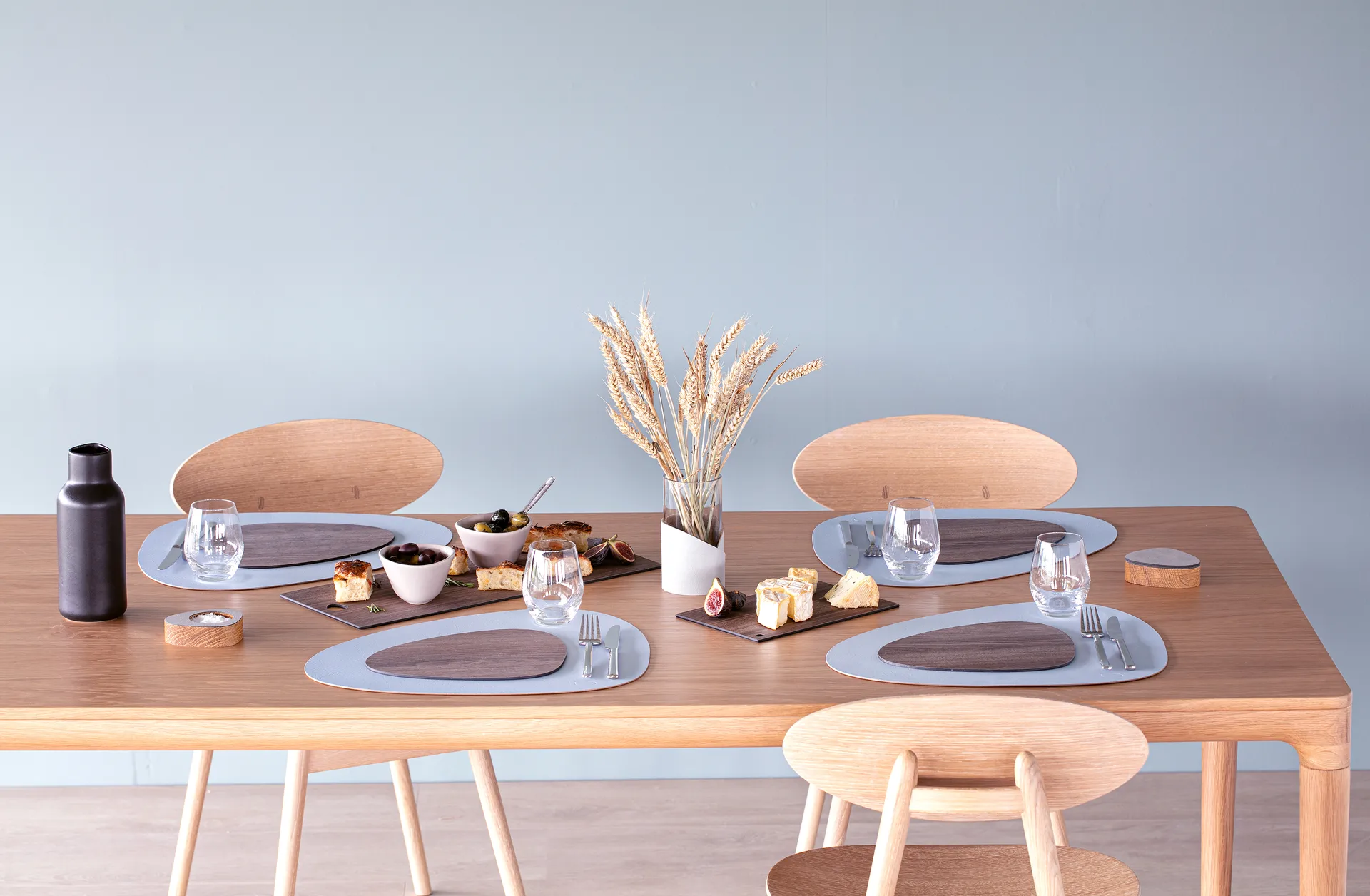 Cut & Serve square Schneidebrett L, Walnuss LIND DNA