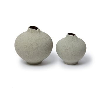 Line Vase - Sand grey, medium - Lindform