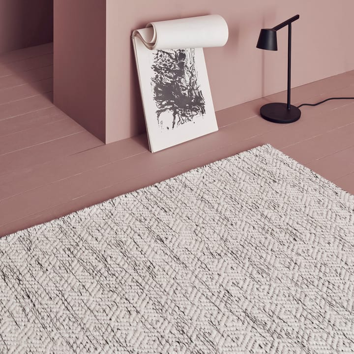 Nyoko Wollteppich 140 x 200cm, White Linie Design