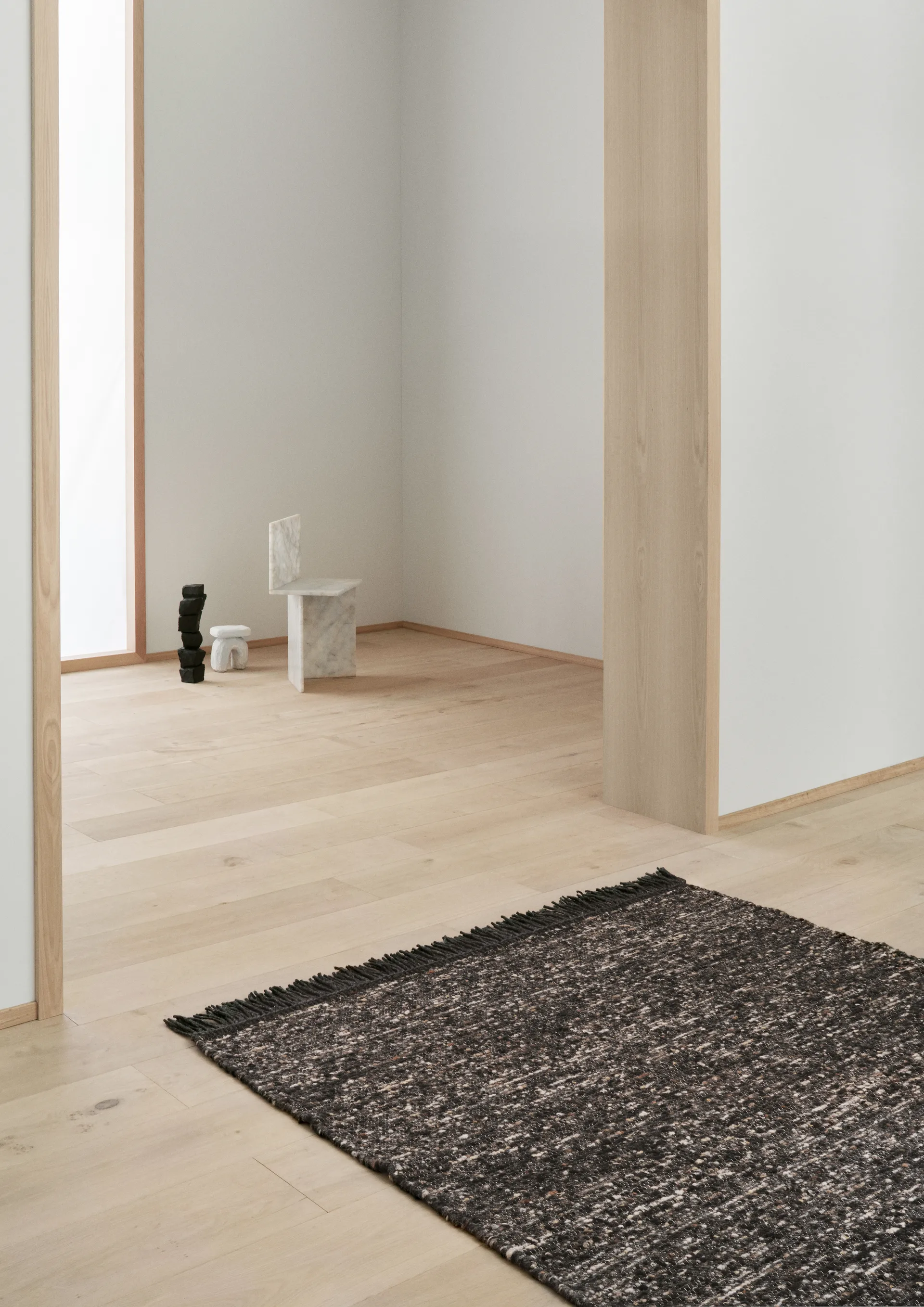 Valdi Teppich 170 x 240cm, Charcoal Linie Design