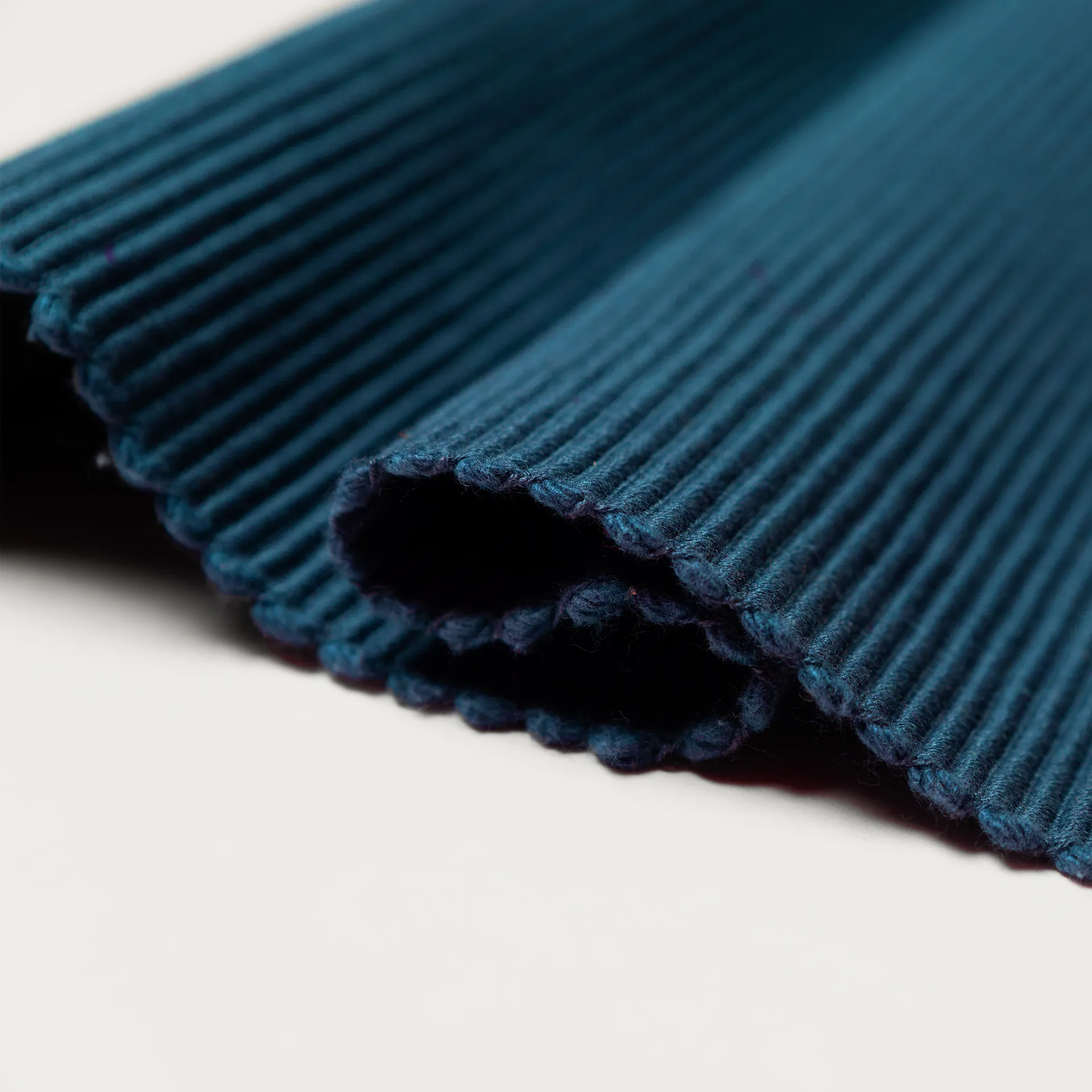 Uni Tischläufer 45x150 cm, Indigoblau Linum