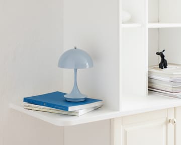 Panthella 160 Portable Tischleuchte - Pale blue - Louis Poulsen