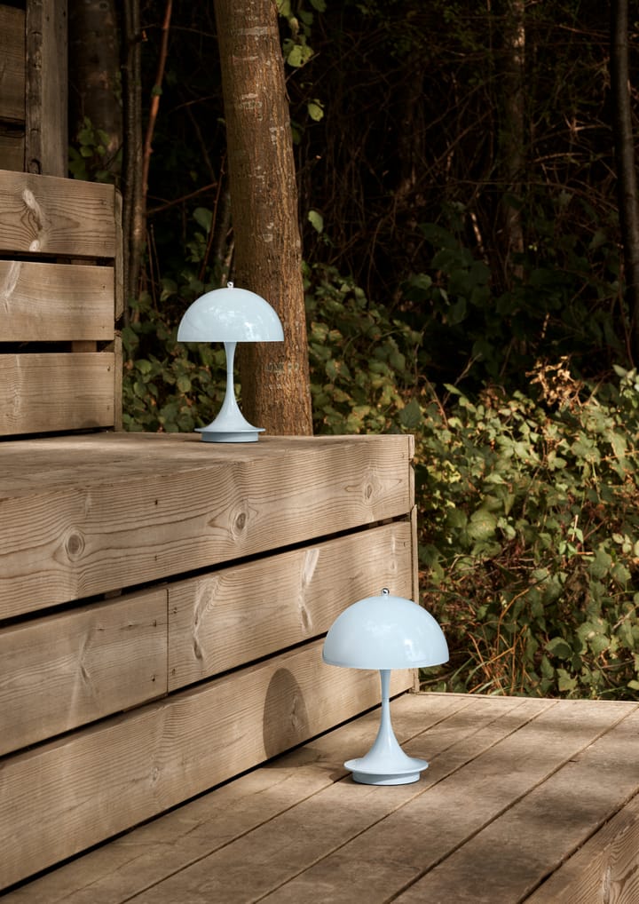 Panthella 160 Portable Tischleuchte, Pale blue Louis Poulsen