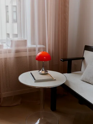 Panthella 160 Portable v3 Tischleuchte - Original Opal Red - Louis Poulsen