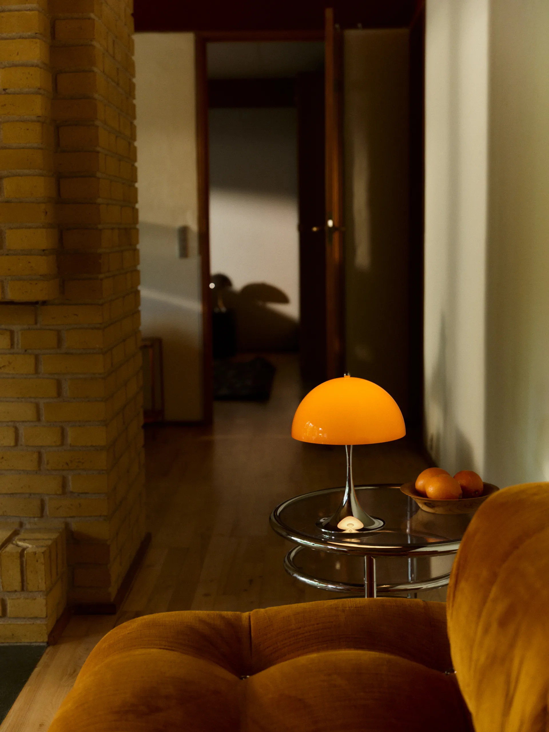 Panthella 250 portabel Tischleuchte V3, Original Opal Orange Louis Poulsen