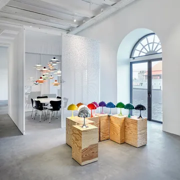 Panthella 250 Tischleuchte - Orange - Louis Poulsen