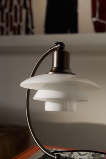 PH 2/2 Luna Tischleuchte - Aged brass-Opalglas - Louis Poulsen