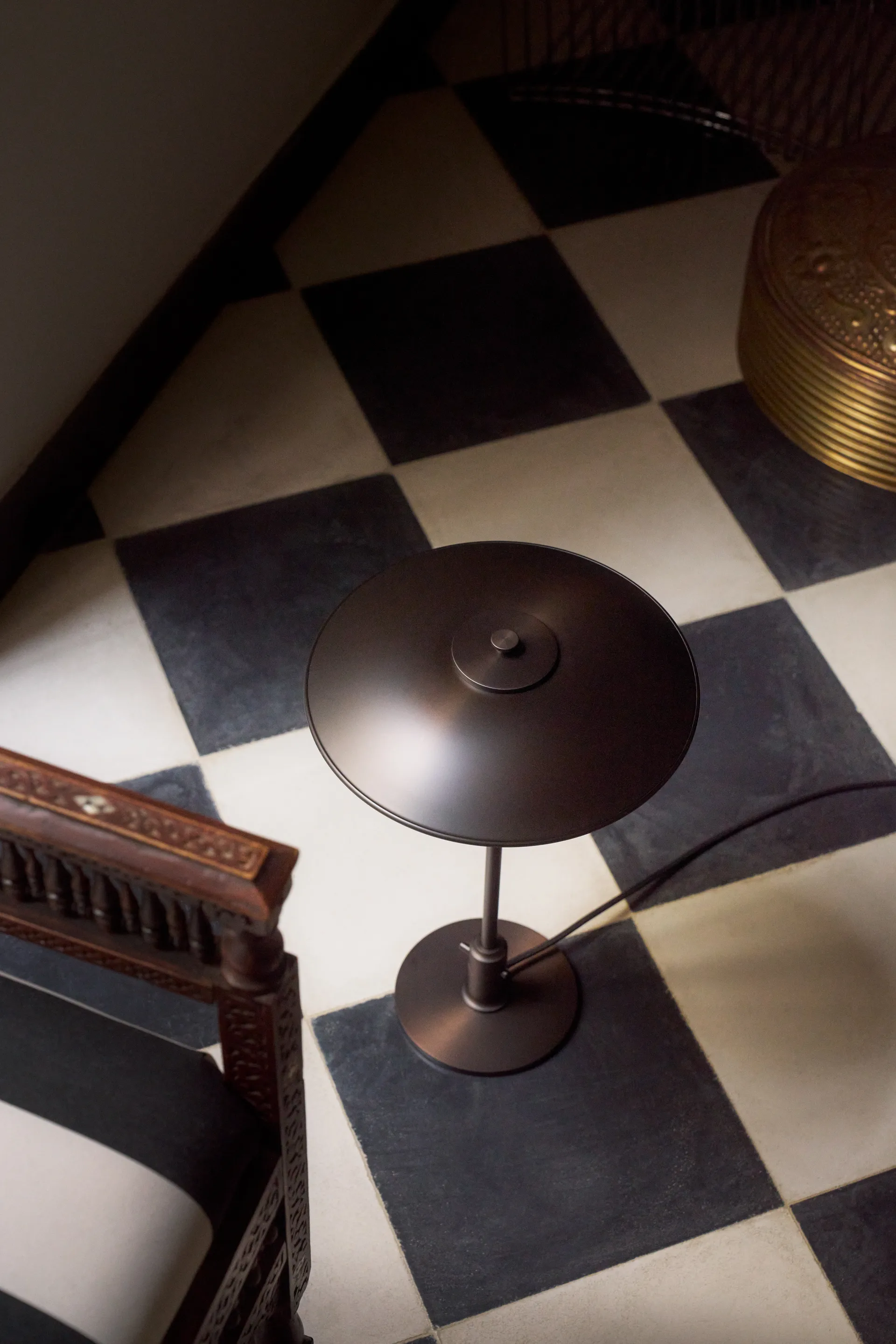 PH 3/2 Luna Tischleuchte, Aged brass-opalglas Louis Poulsen