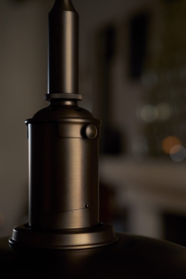 PH 3/3 Luna Pendelleuchte, Aged brass-opalglas Louis Poulsen