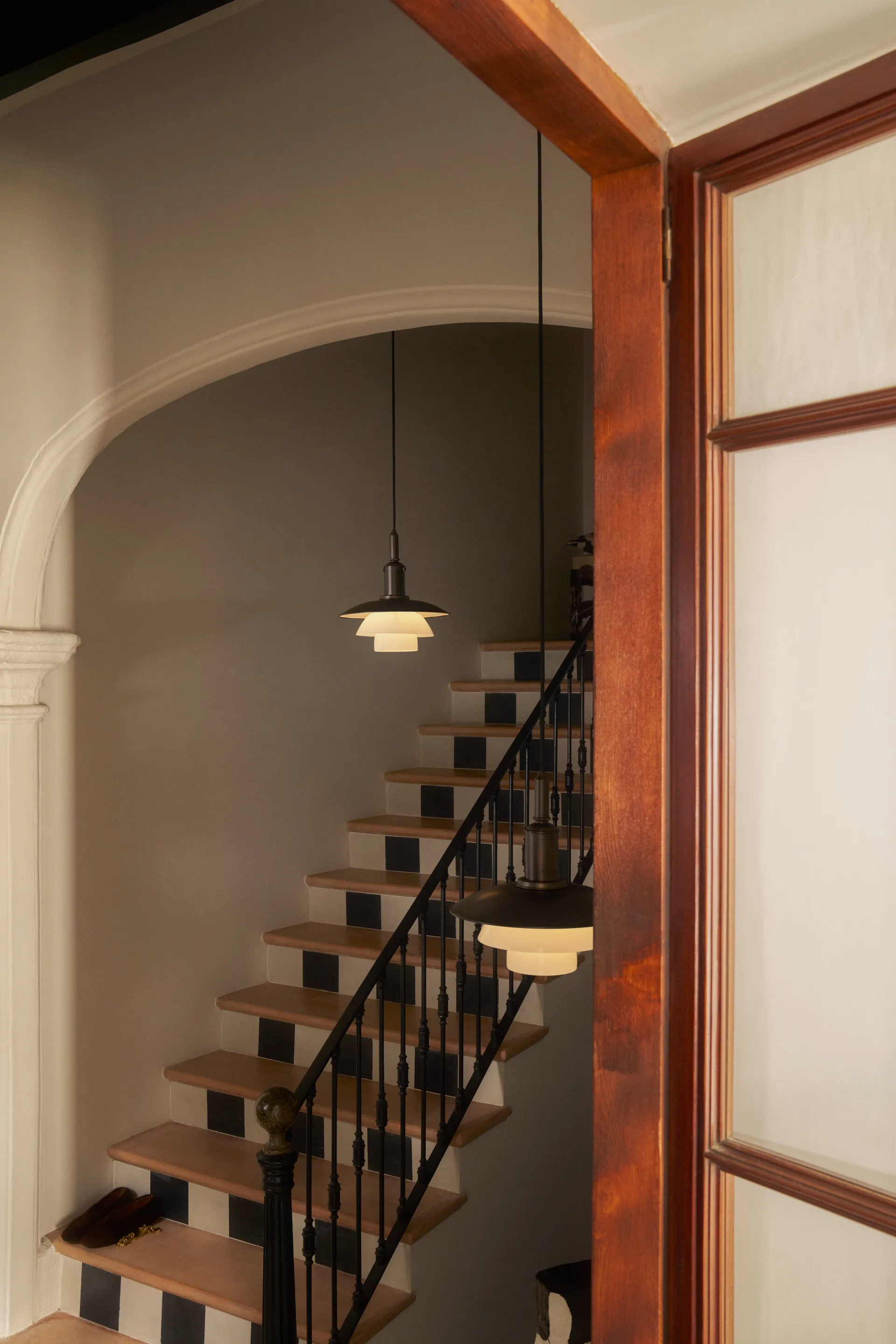 PH 3/3 Luna Pendelleuchte, Aged brass-opalglas Louis Poulsen