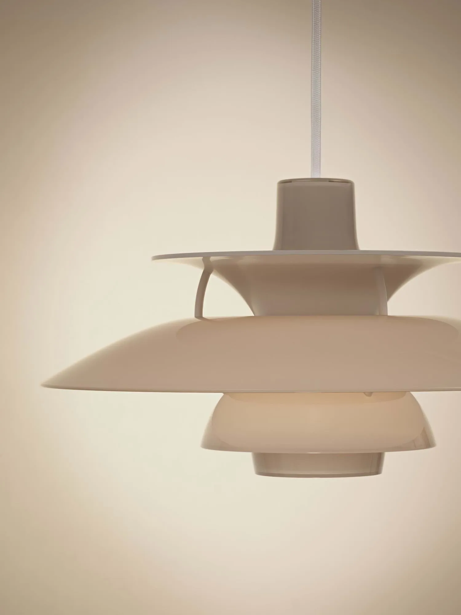 PH 5 Pendelleuchte Ø32 cm, Opal beige Louis Poulsen