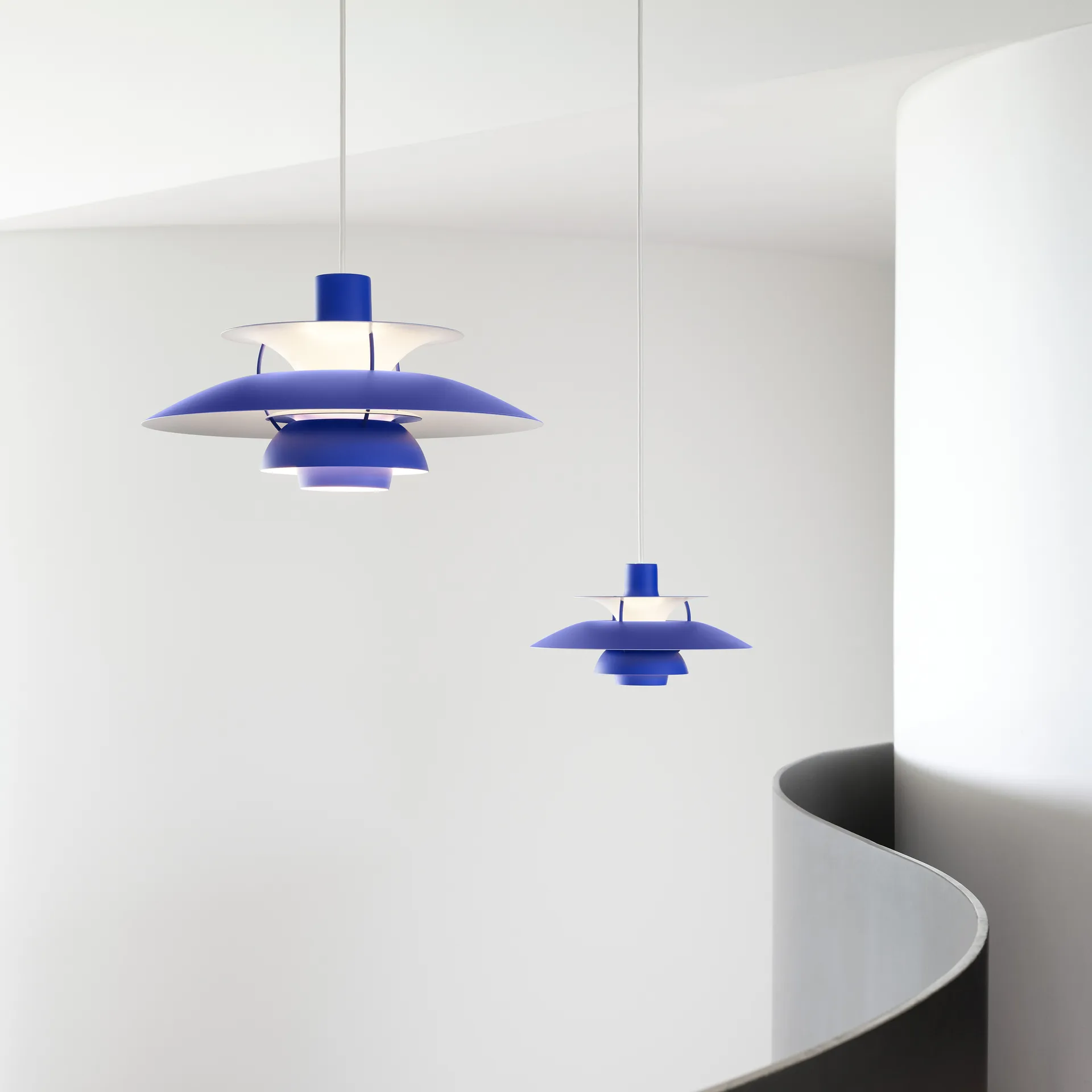 PH 5 Pendelleuchte monochrom, Blau Louis Poulsen