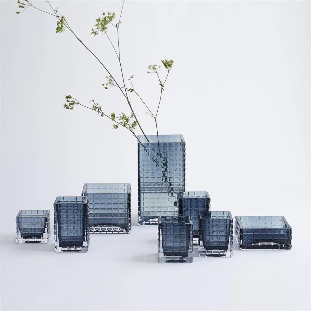 City Hurricane Vase, Blau Louise Roe