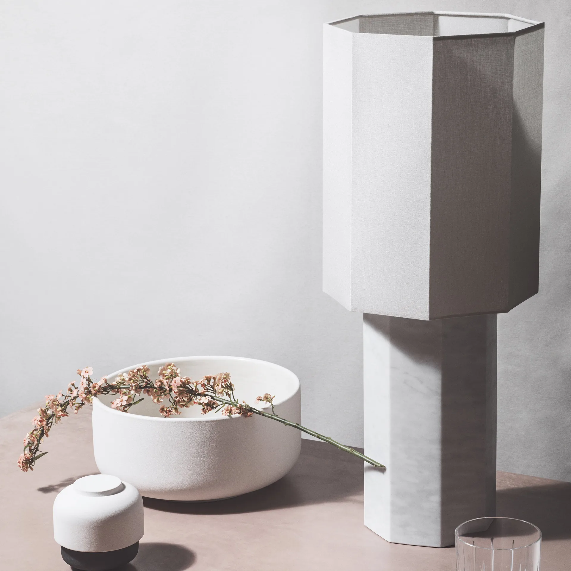 The eight over eight Lampenfuß, Weißer Marmor Louise Roe