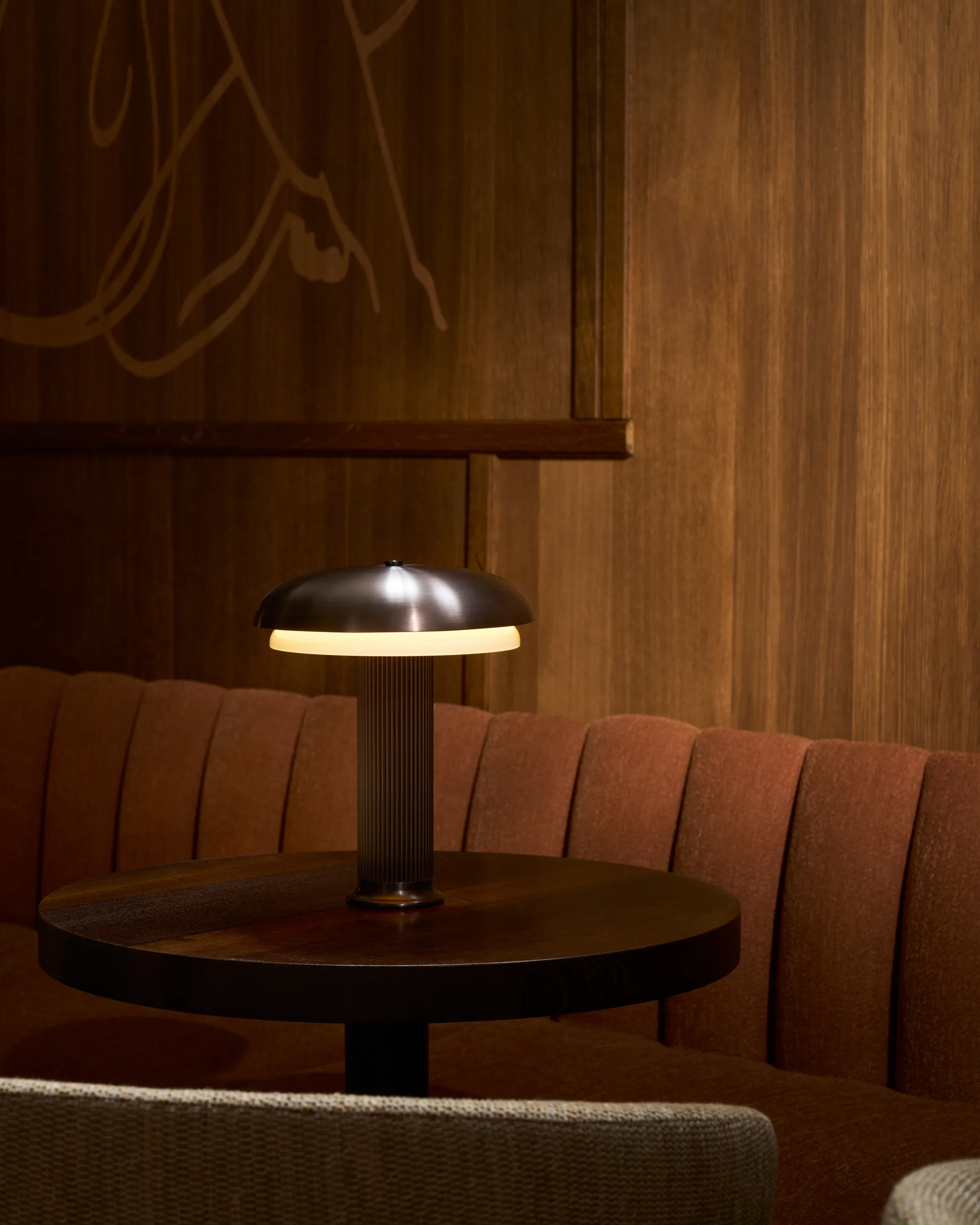 Noote Tischleuchte tragbar, Bronze LYFA