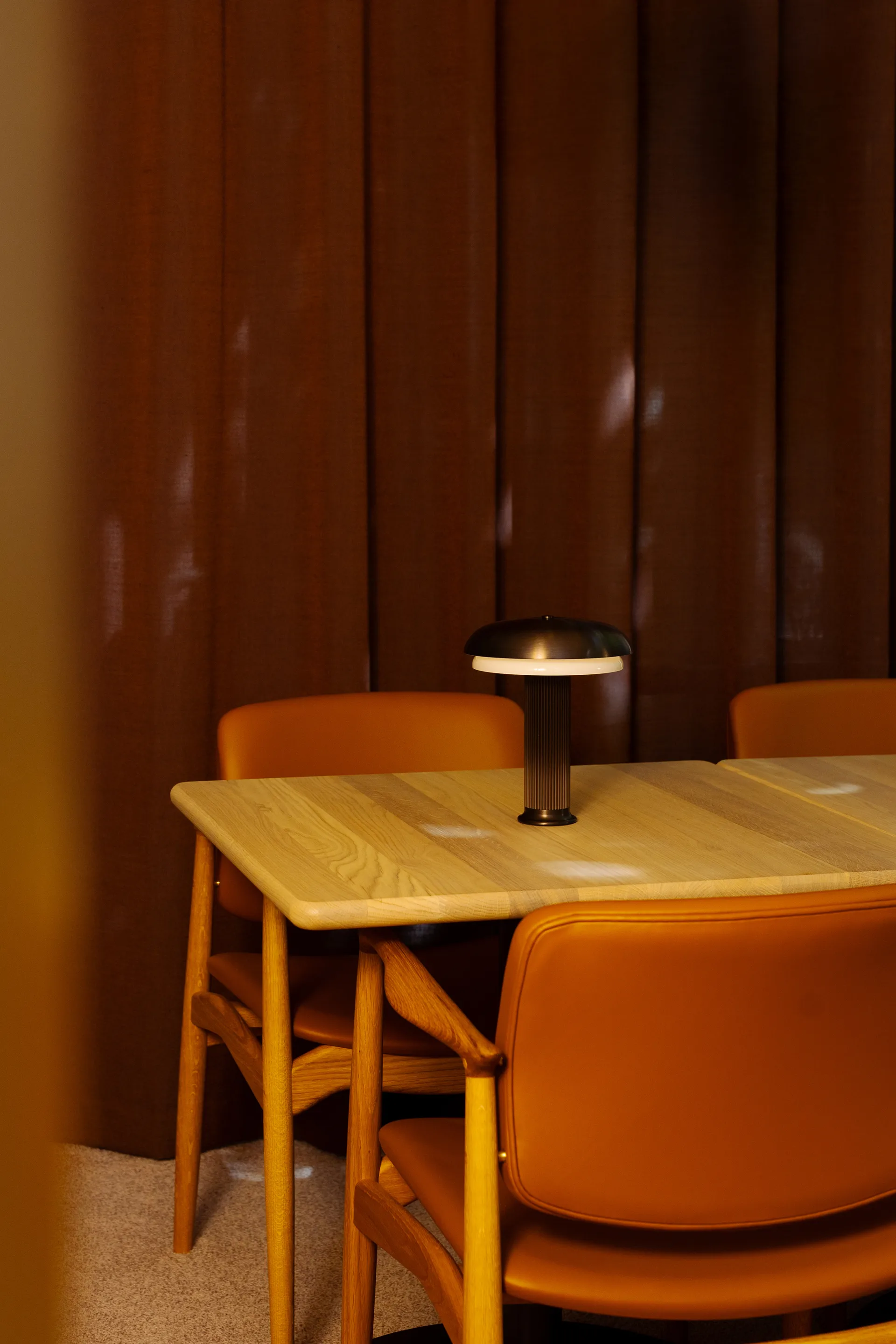 Noote Tischleuchte tragbar, Bronze LYFA