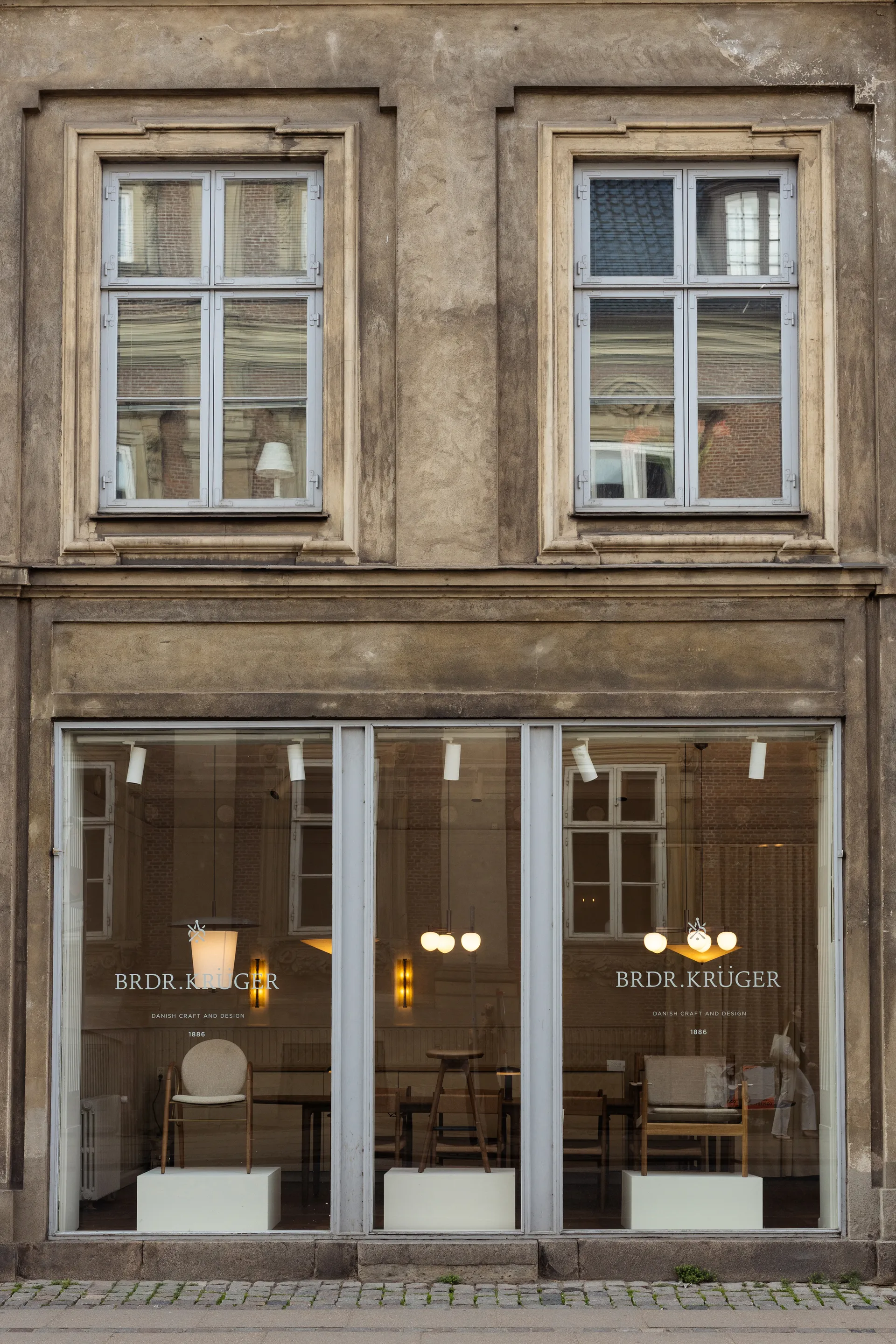 Toton 600 Pendelleuchte, Bronze LYFA