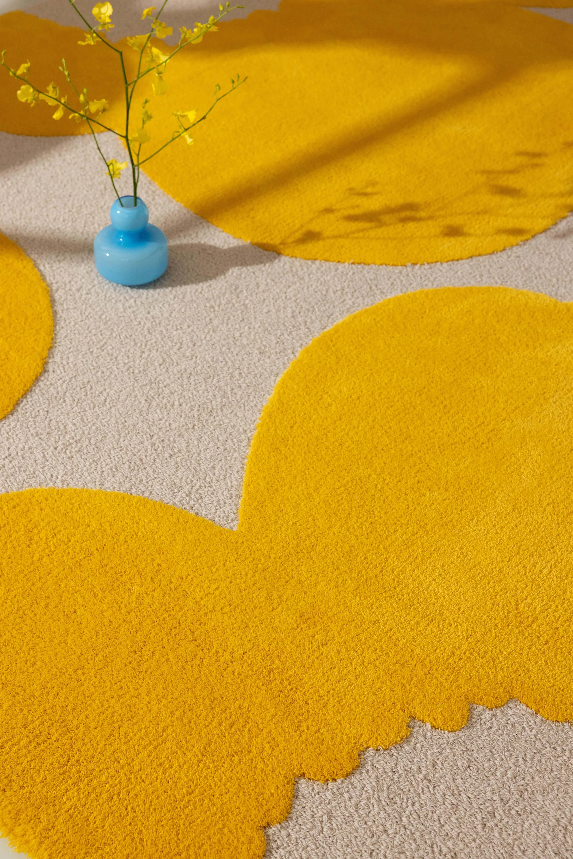 Iso Unikko Wollteppich, Yellow, 140x200 cm Marimekko