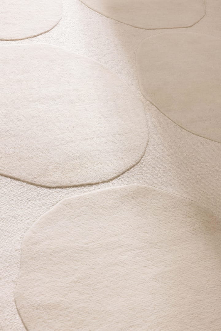 Isot Kivet Wollteppich - Natural White, 170x240 cm - Marimekko