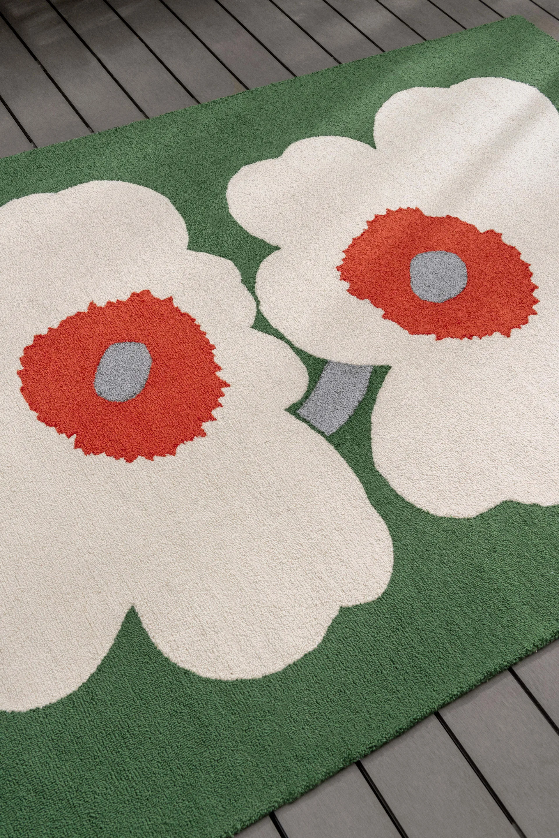 Unikko 60-Jahre-Jubiläum getufteter Kunststoffteppich, 140x200 cm Marimekko