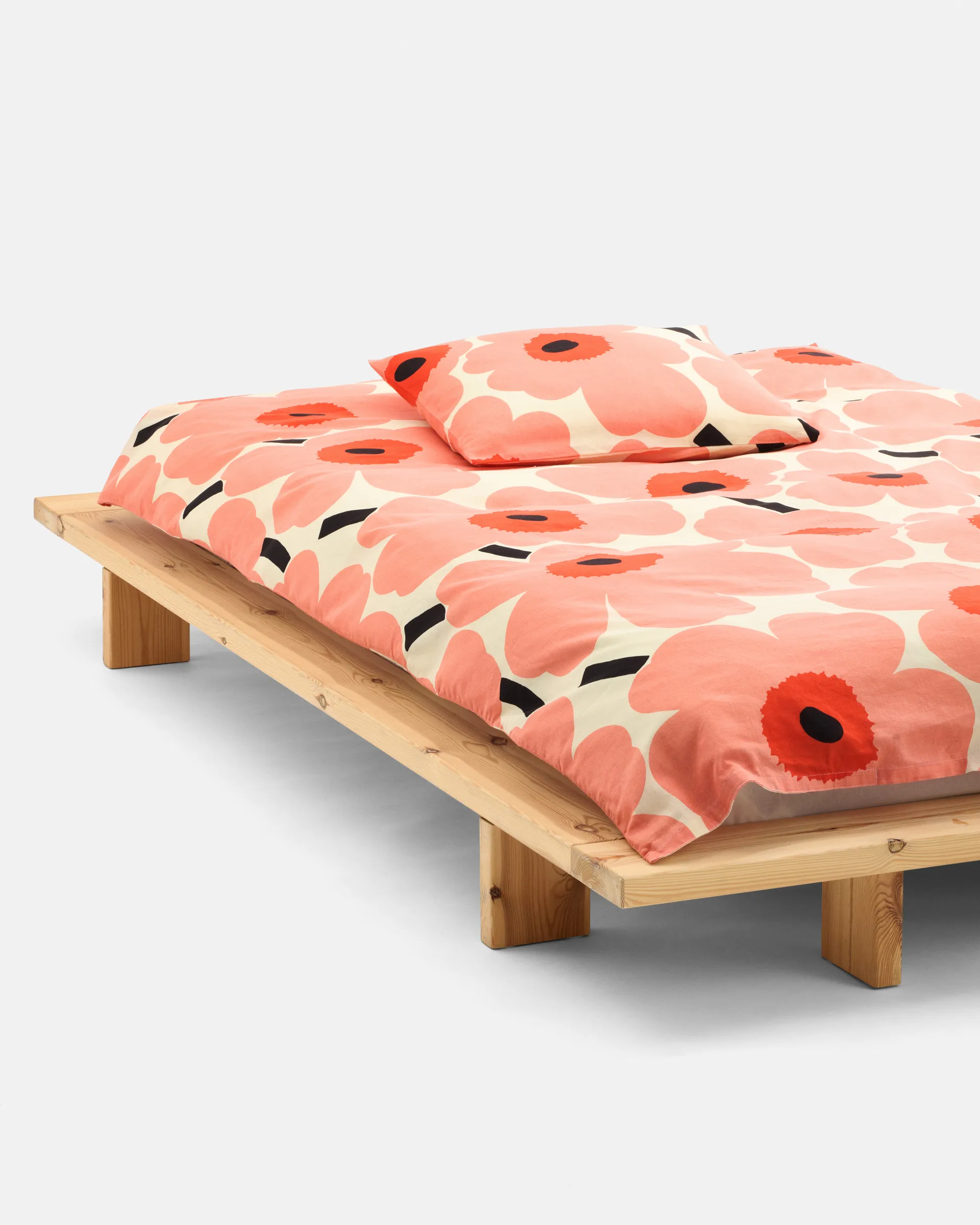 Unikko Deckenbezug 220x240cm, Off white-coral-orange red-charcoal Marimekko