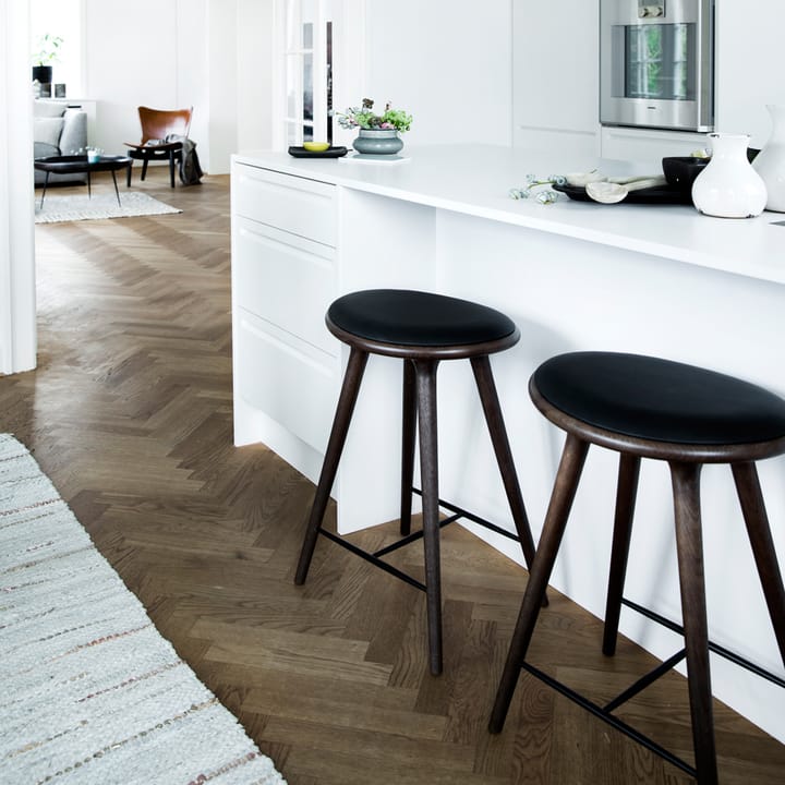High stool Essen Barhocker hoch 74 cm - Leder schwarz, Holzstativ aus Eiche Sirka Grey - Mater