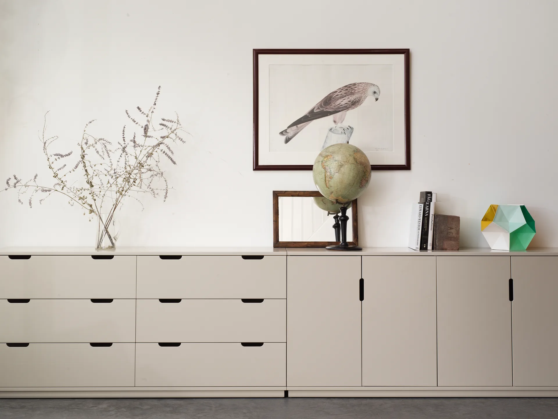 Aoko Sideboard 77x160 cm, weiß lackiert Mavis