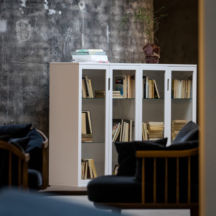 Aoko Vitrinenschrank 120 cm, Weißlack Mavis