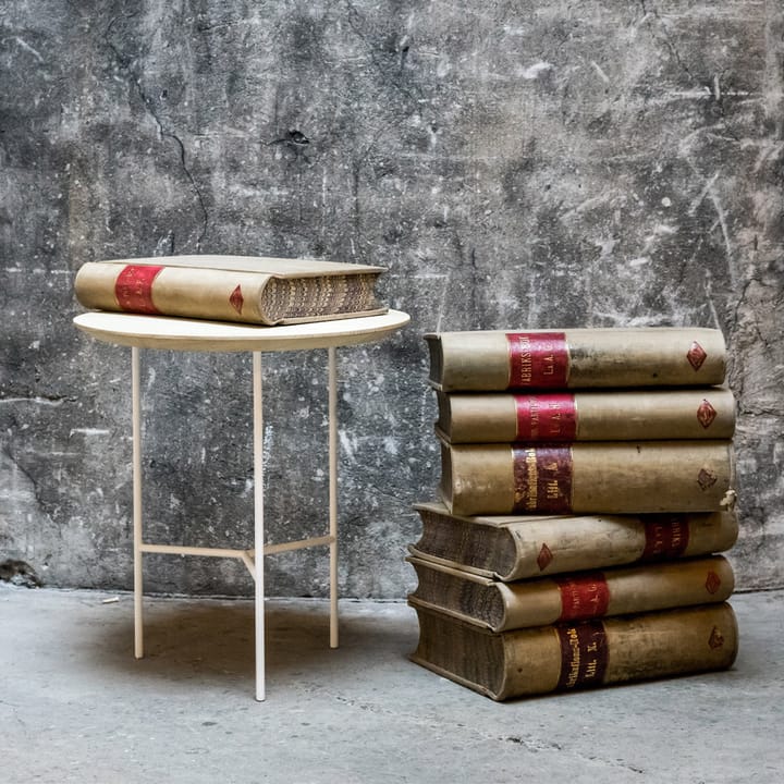 Tribeca Beistelltisch, Eiche geölt rustikal, weiße Beine, Ø47 cm Mavis