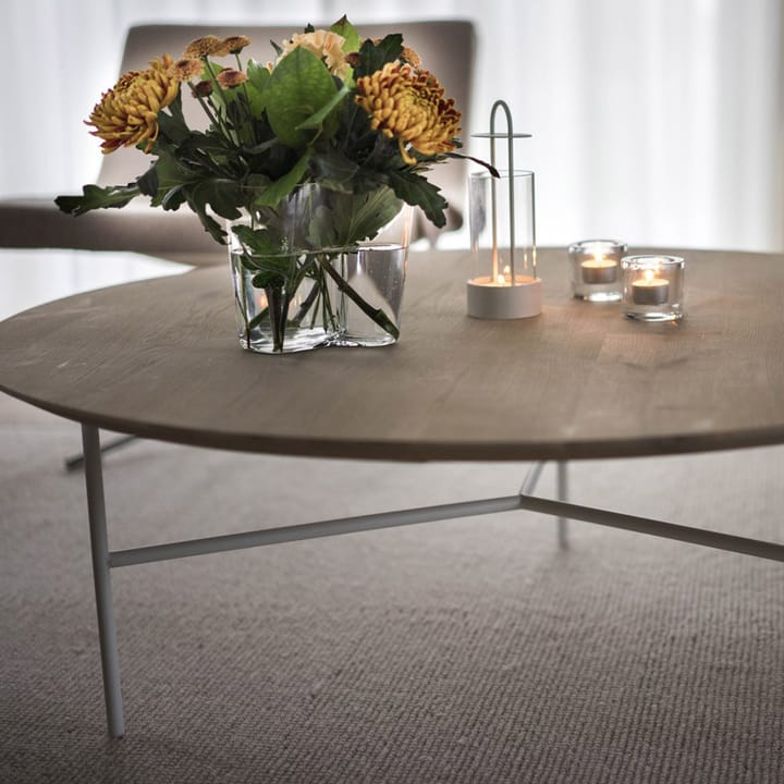 Tribeca Couchtisch, Eiche geölt, schwarze Beine, ø110 Mavis
