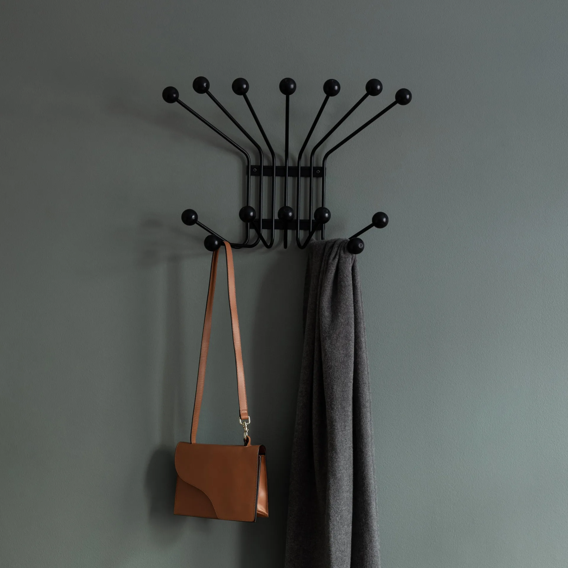 Bill L Wandhaken, Schwarz Maze