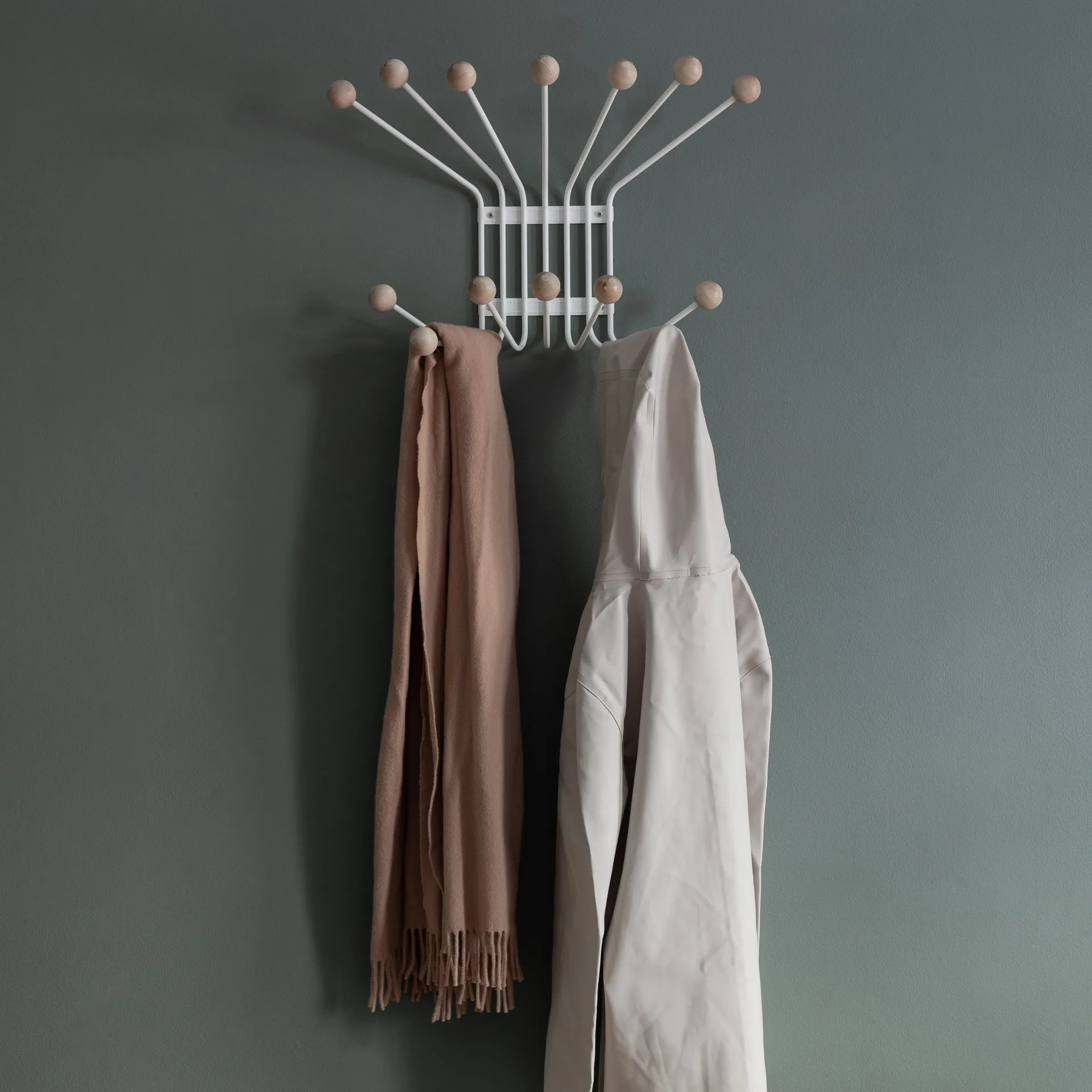 Bill L Wandhaken, Weiß Maze