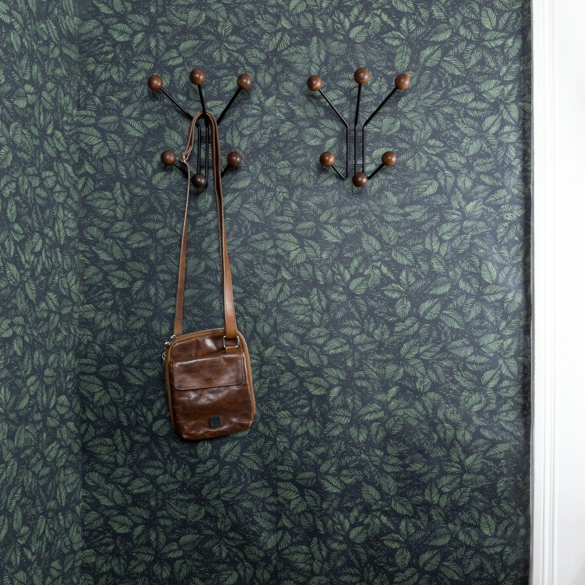 Bill XS Wandhaken, Schwarz-dunkelbraun Maze