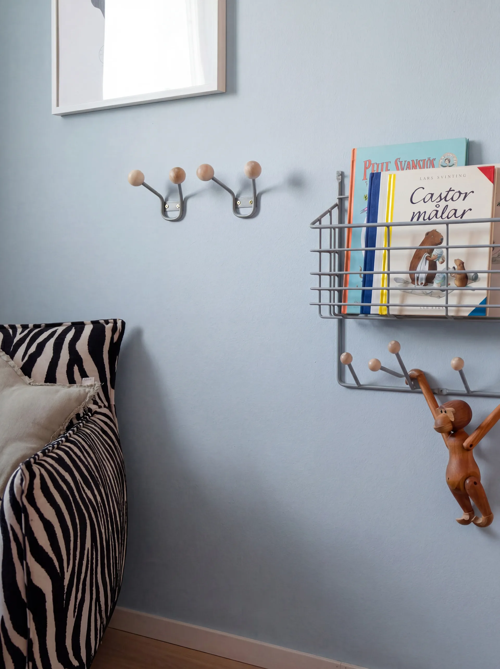 Bill XXS Wandhaken, Pigeon blue Maze