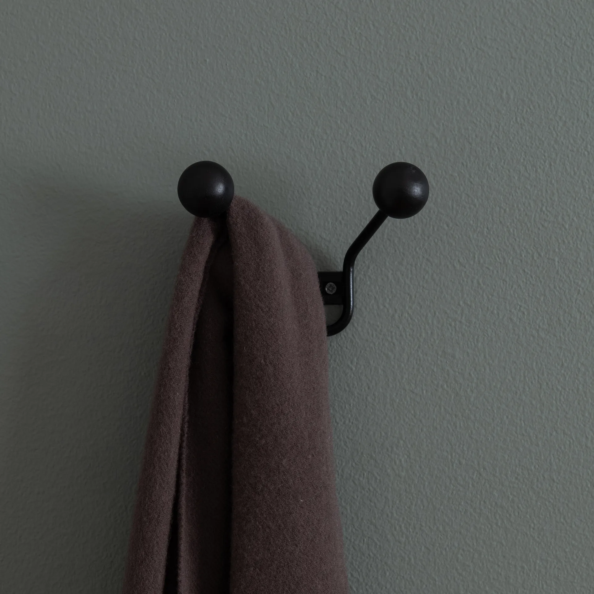 Bill XXS Wandhaken, Schwarz Maze