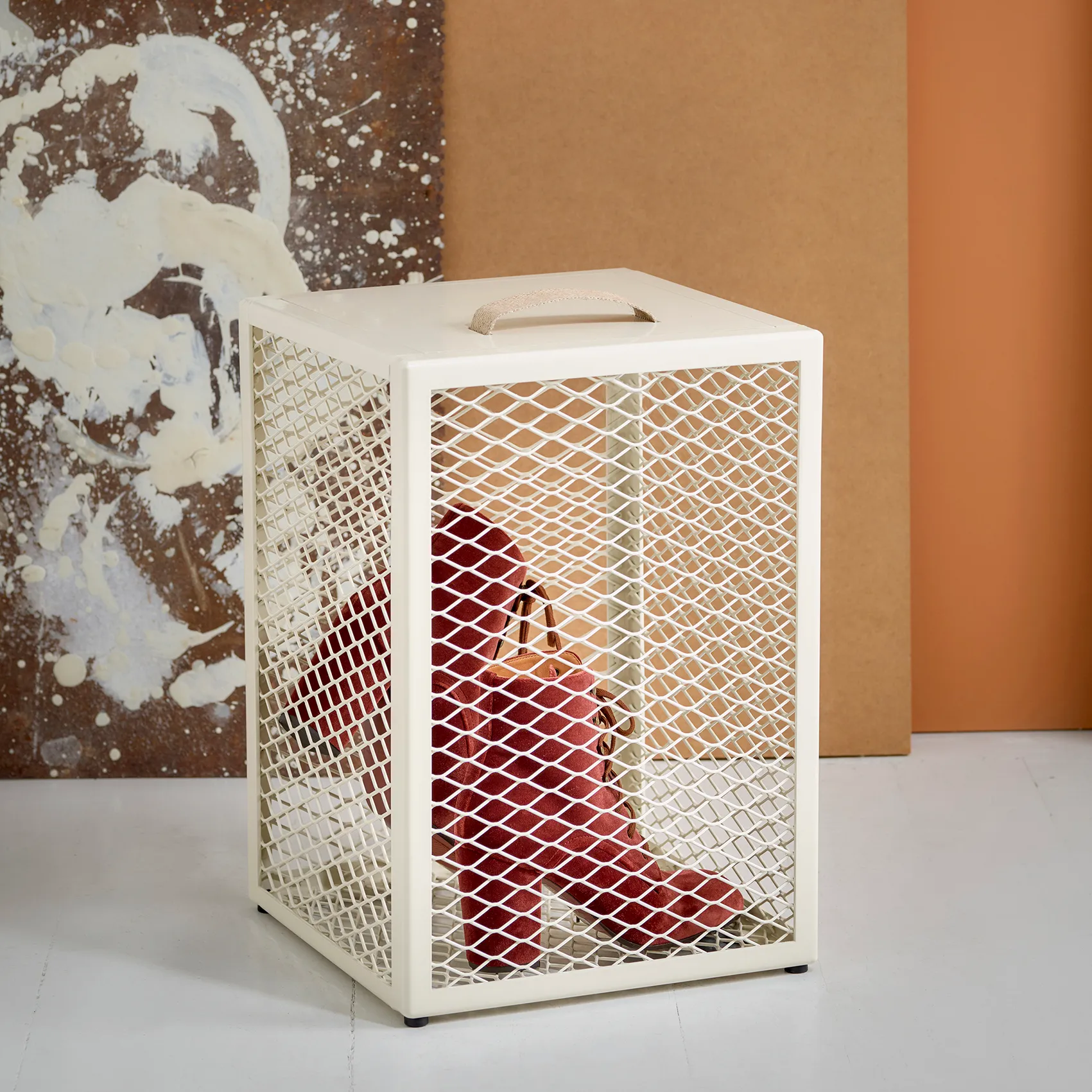 The Cube Aufbewahrungsbox, Egg shell Maze