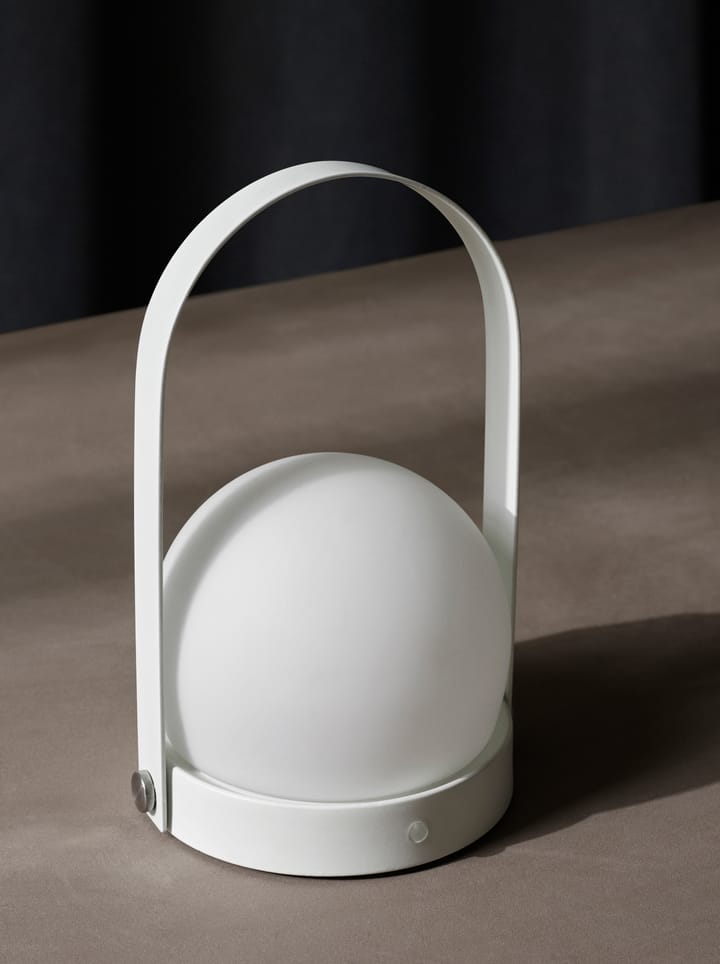 Carrie Leuchte - White - MENU