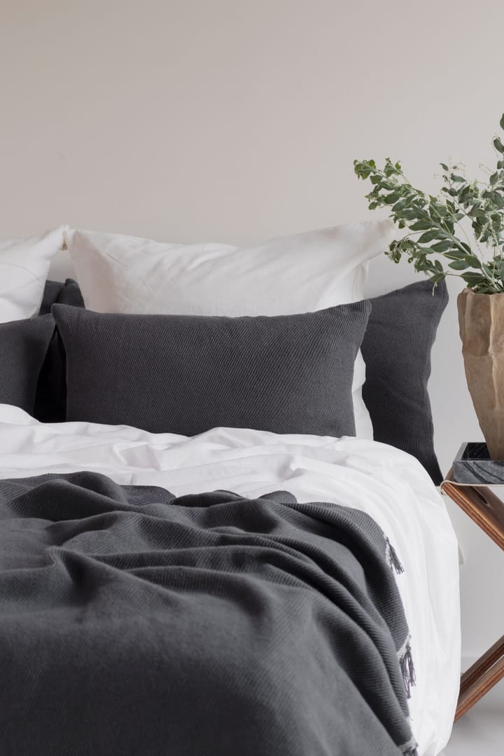 Bohemia Tagesdecke, Anthracite,140x250 cm Mette Ditmer