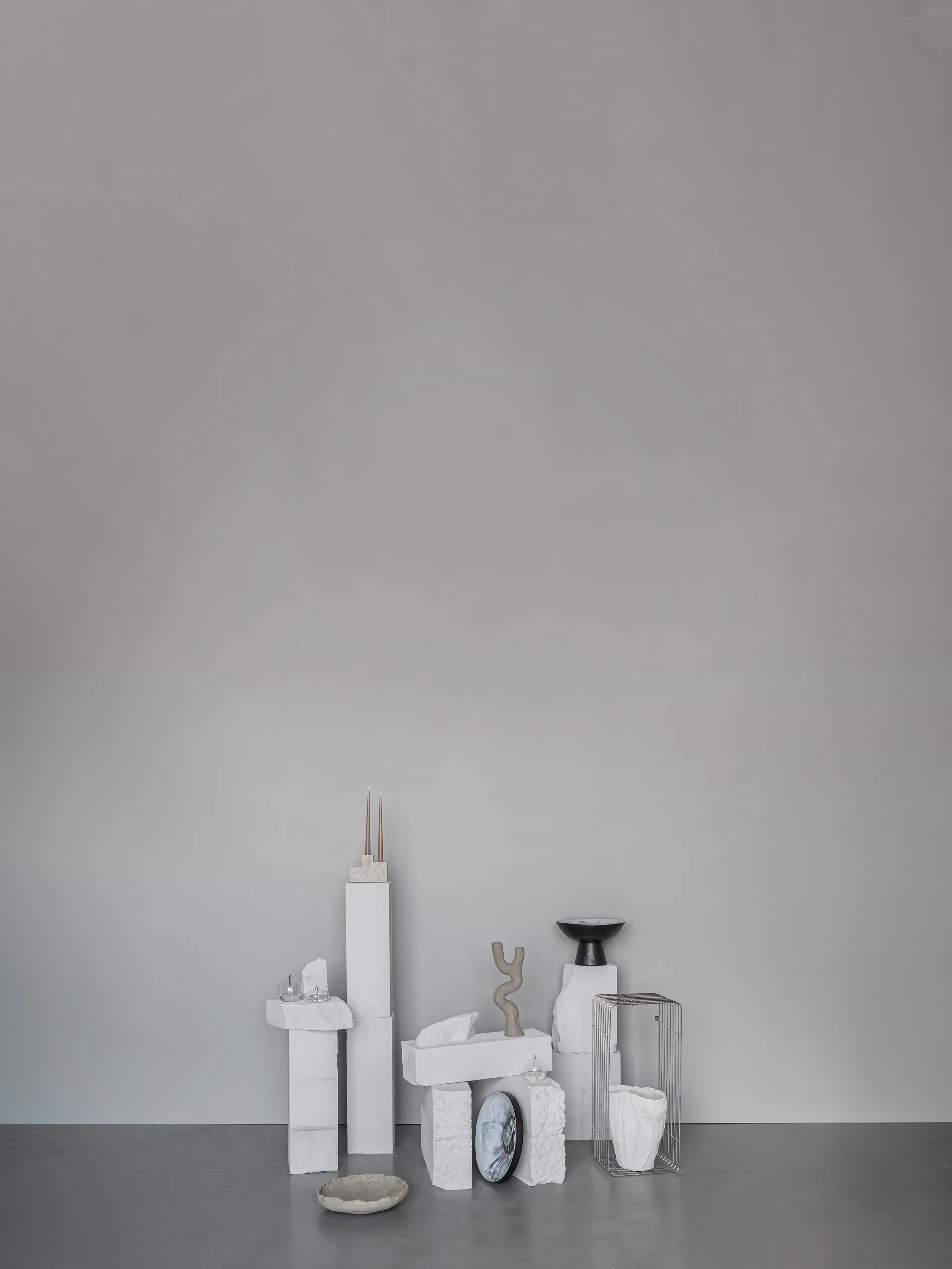 By Hand Schale auf Fuss Ø31,5x20 cm, Off-white Mette Ditmer