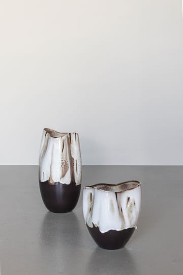 By Hand Vase gross 38,5 cm - Off-white - Mette Ditmer