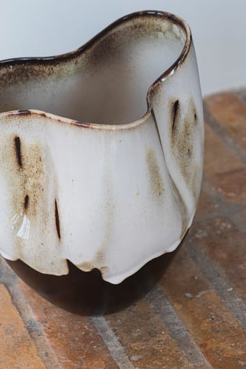 By Hand Vase klein 24,5 cm - Off-white - Mette Ditmer