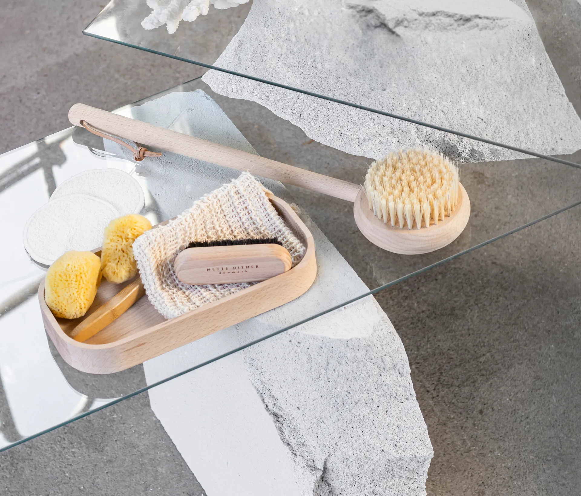 Clean Körperbürste mit Griff, Natural Mette Ditmer