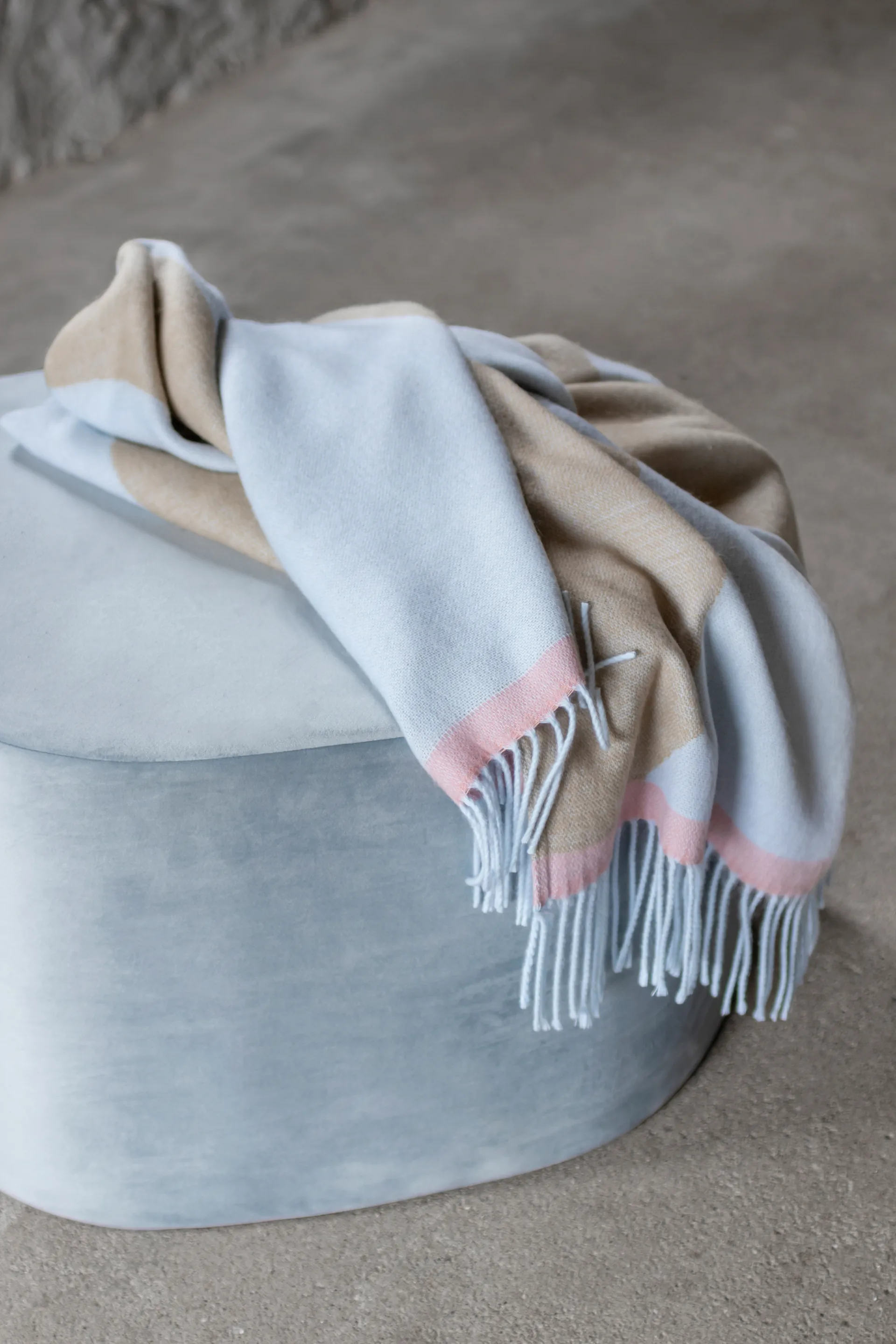 Gallery Wolldecke 125 x 170cm, Sand Mette Ditmer