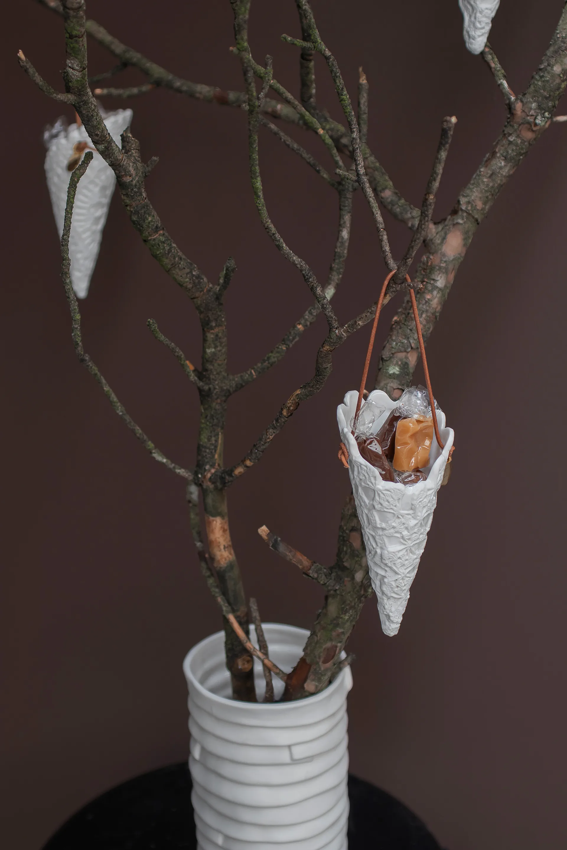 Lace Weihnachtskegel 2er-Pack, Off-white Mette Ditmer